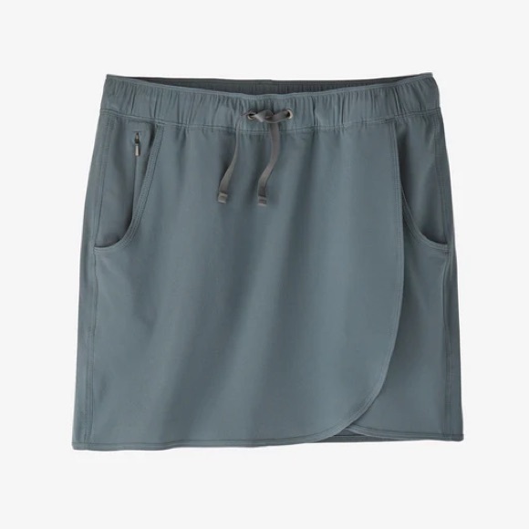 Patagonia Women's Fleetwith Skort NWT - Picture 3 of 8